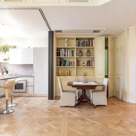 Center Luxury With Balcony Διαμέρισμα
